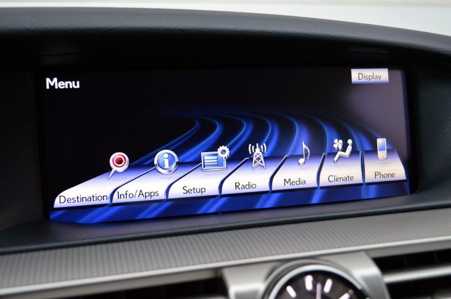  Lexus LS460 F-Sport AWD 2013 года  (фото 20 из 47)